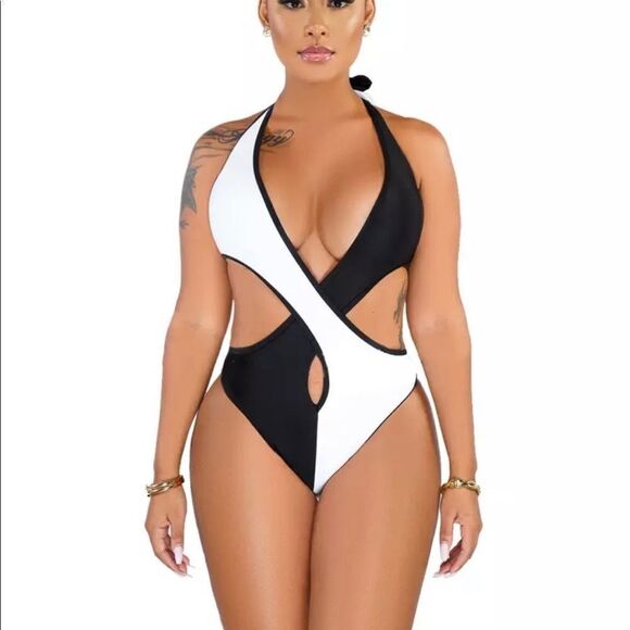 Sexy Bohemian Patchwork Open-Back Monokini - Picture 1 of 3